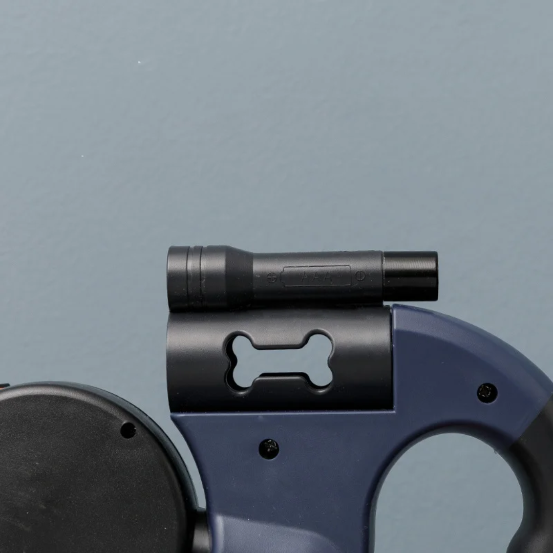 Dual Retractable Dog Leash with LED Flashlight
