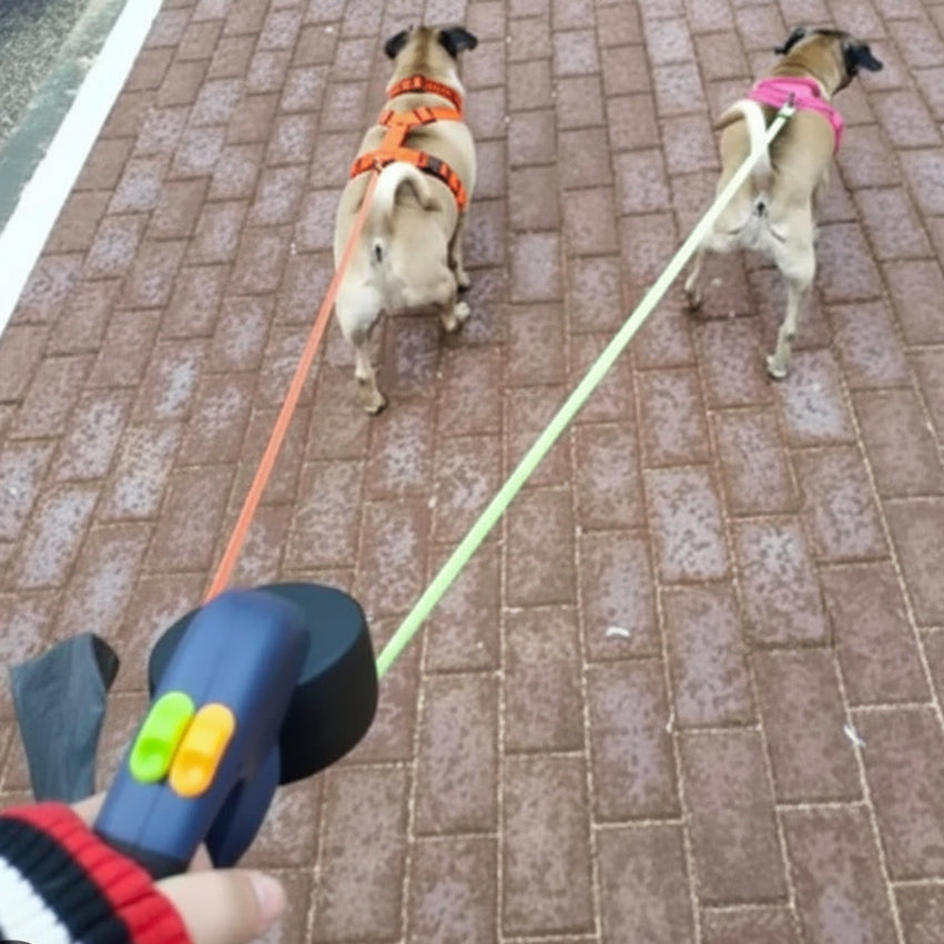 Dual Retractable Dog Leash with LED Flashlight